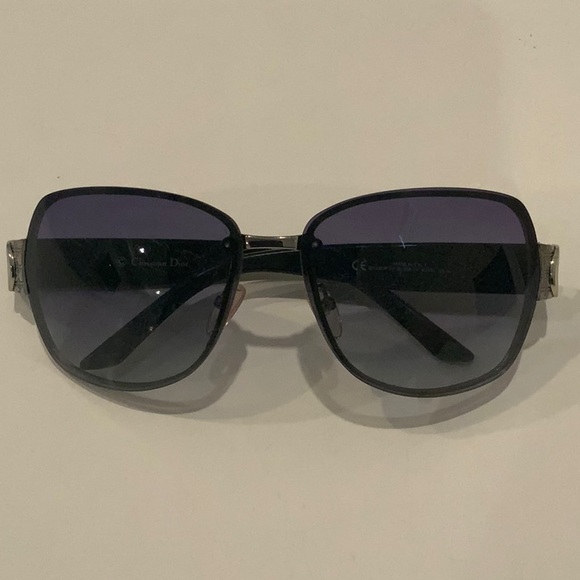 Dior Sunglasses - Picture 8 of 11